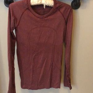 Swiftly Tech Long Sleeve Crew